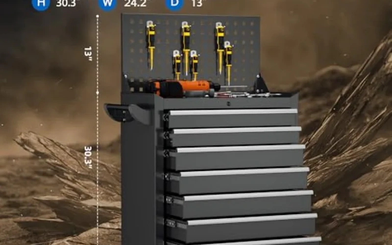 rolling-metal-garagecabinetset-with-pegboard